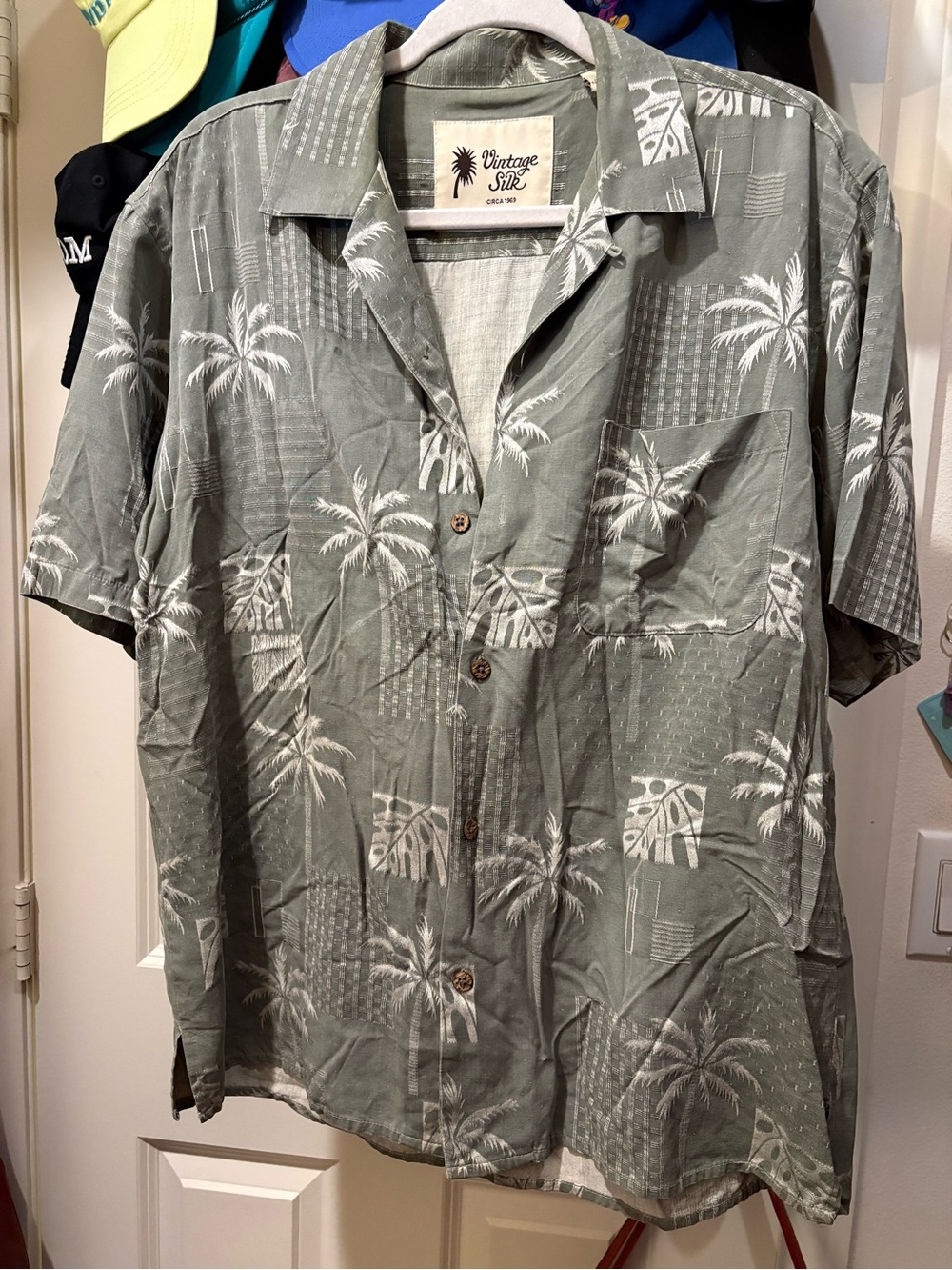 Vintage Silk | Palm Print Button-Down Shirt | Sage Green